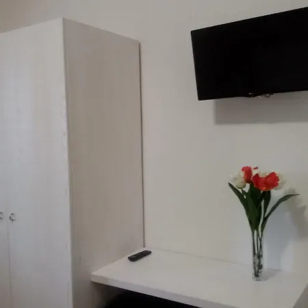 Blu Salentino Con Parcheggio Privato Gratuito Couette-café