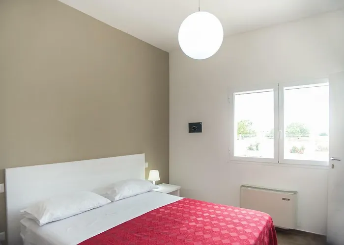 Blu Salentino Con Parcheggio Privato Gratuito 4*